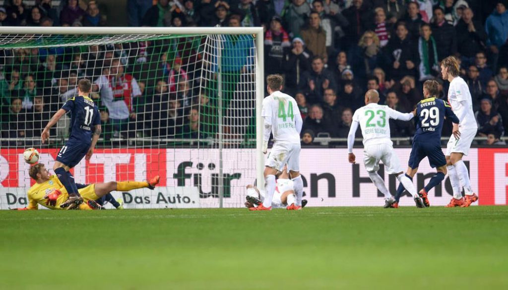 Dusan Svento erzielt das 1:1 gegen Werder Bremen. (Foto: Ulmer/Hake)