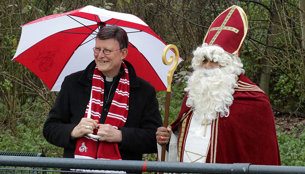 Kardinal Woelki besucht FC und fordert Tore zu Nikolaus