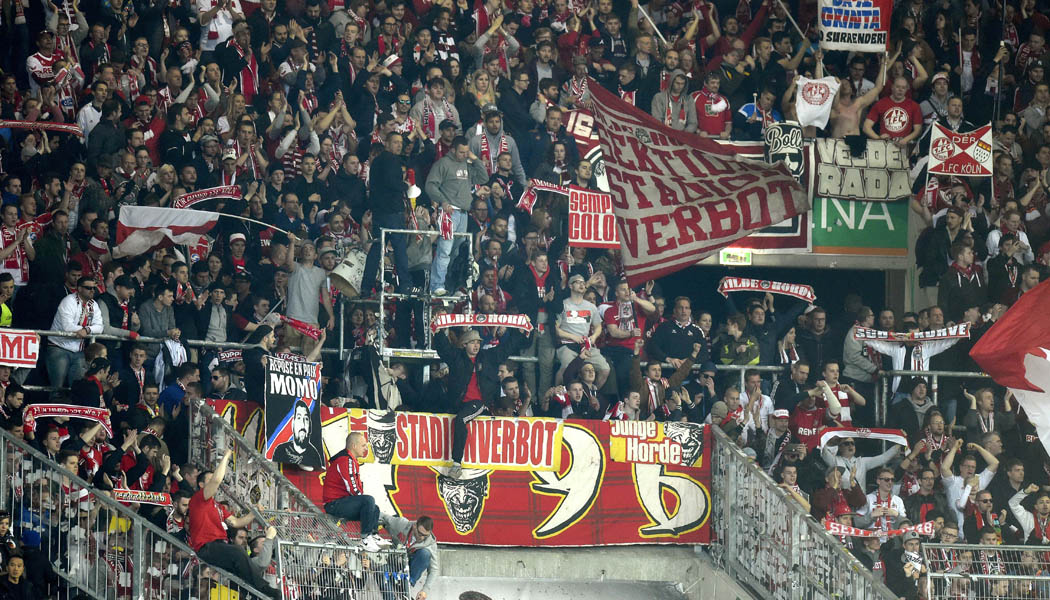 2500 Kölner Fans nehmen die Fuggerstadt ein