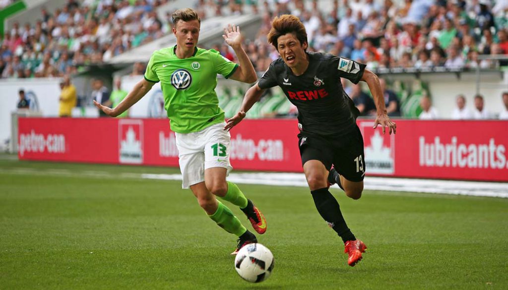 Yannick Gerhardt und Yuya Osako im Spiel mit dem VfL Wolfsburg. (Foto: CM)