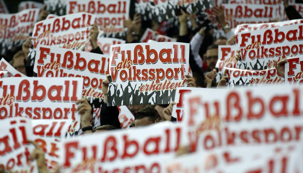 Fan-Protest: FC-Ultras boykottieren Spiel in Bremen
