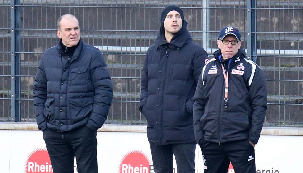 Sportchef Jörg Schmadtke, sein Sohn und FC-Scout Nils Schmadtke und Trainer Peter Stöger. (Foto: GBK)