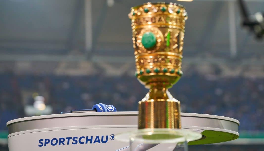 Der DFB-Pokal. (Foto: Imago/ActionPictures)