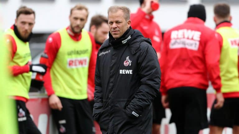 Anfang emotional: „Mein Papa will, dass ich das Team auf den HSV vorbereite”