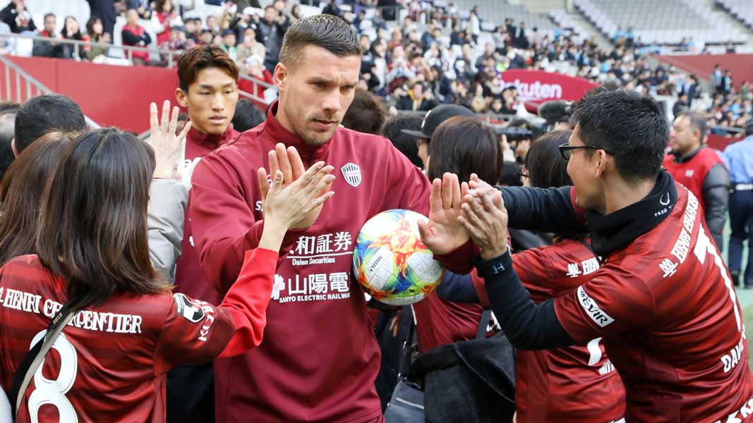 Keine Rückkehr auf den Platz: Podolski soll in den FC-Nachwuchs