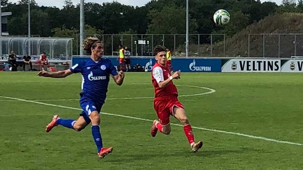 „Ihr werdet hier aufgefressen!“ U19 verpatzt Saisonstart auf Schalke