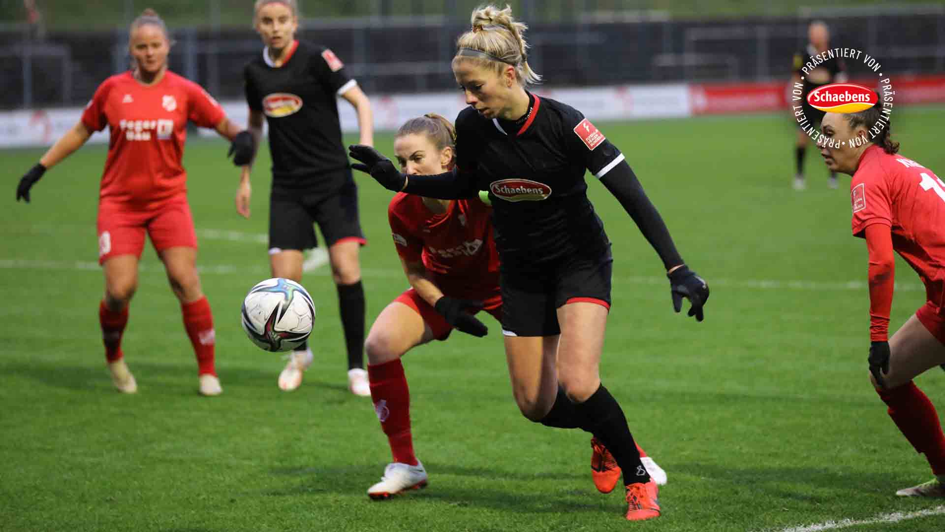 FC-Frauen empfangen Wolfsburg: “Wollen mit Mut nach vorne spielen”