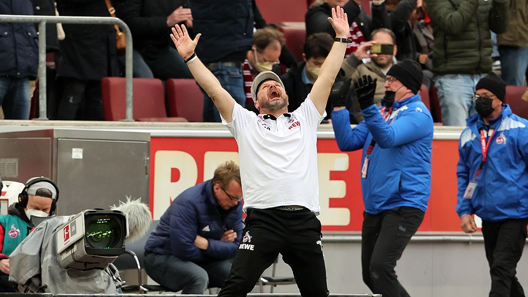 Jubel bei Steffen Baumgart nach dem Schlusspfiff gegen Mainz. (Foto: Bucco)