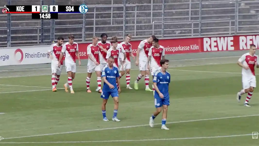 Der FC verliert gegen Schalke mit 1:3. (Foto: Screenshot SPORTTOTAL.TV)