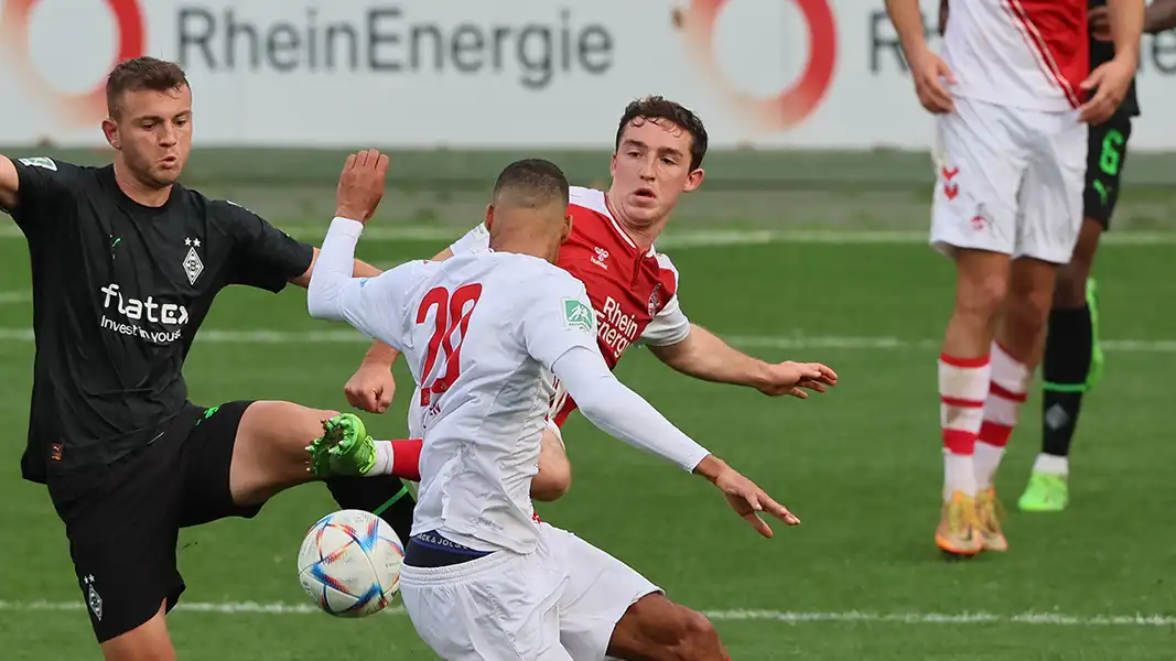 Gabe Segal (Mi.) verlässt den 1. FC Köln. (Foto: Bucco)