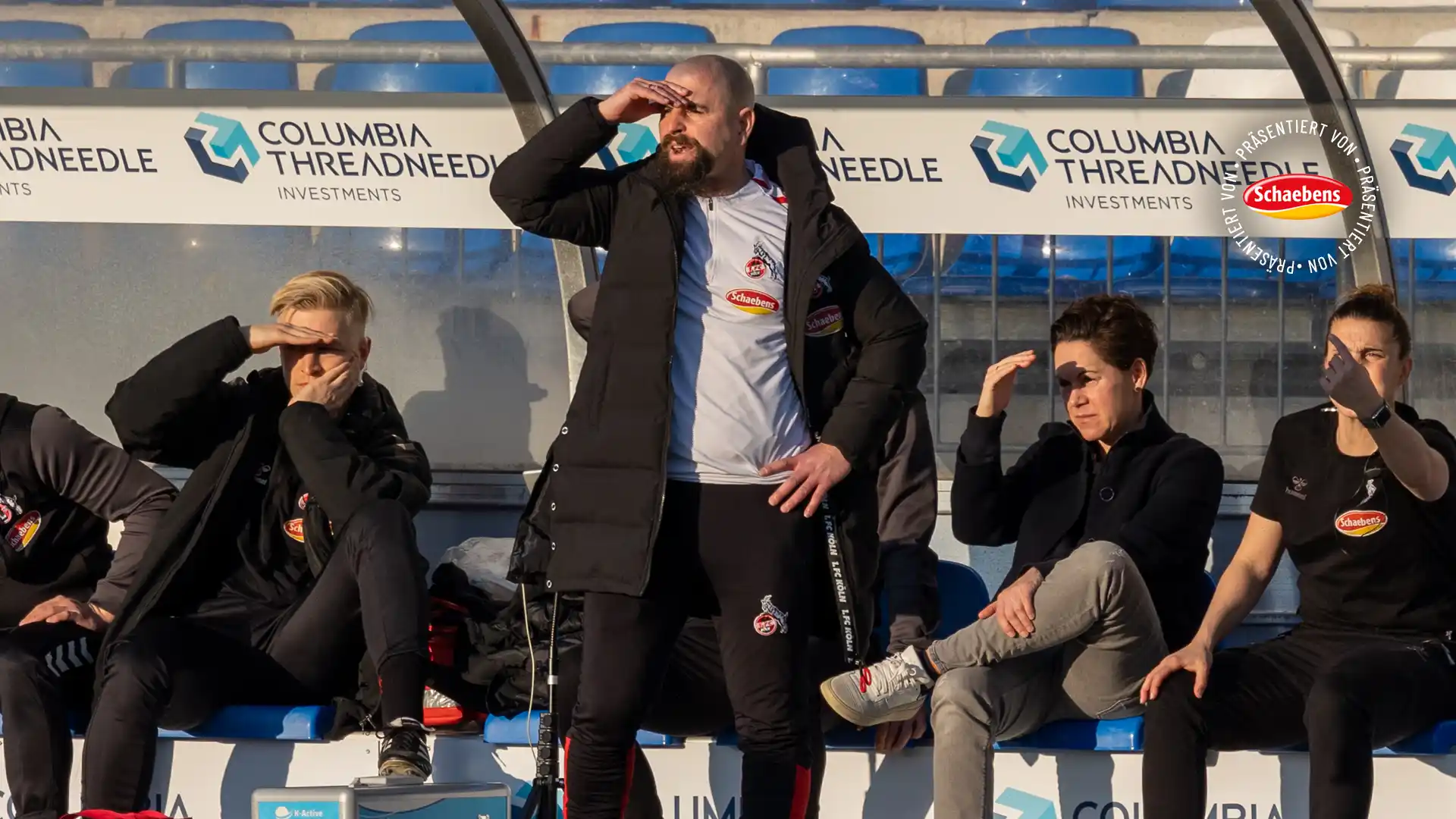 Eine neue Situation bei den FC-Frauen - auch für Trainer Sascha Glass. (Foto: Eichinger)