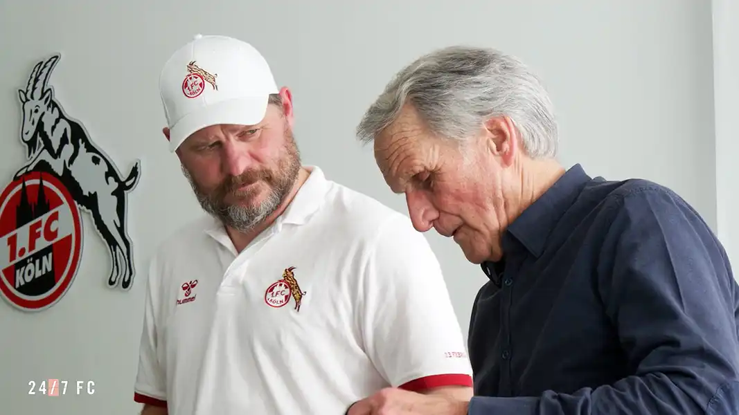 Steffen Baumgart trifft Wolfgang Overath. (Foto: Screenshot 24/7 FC)