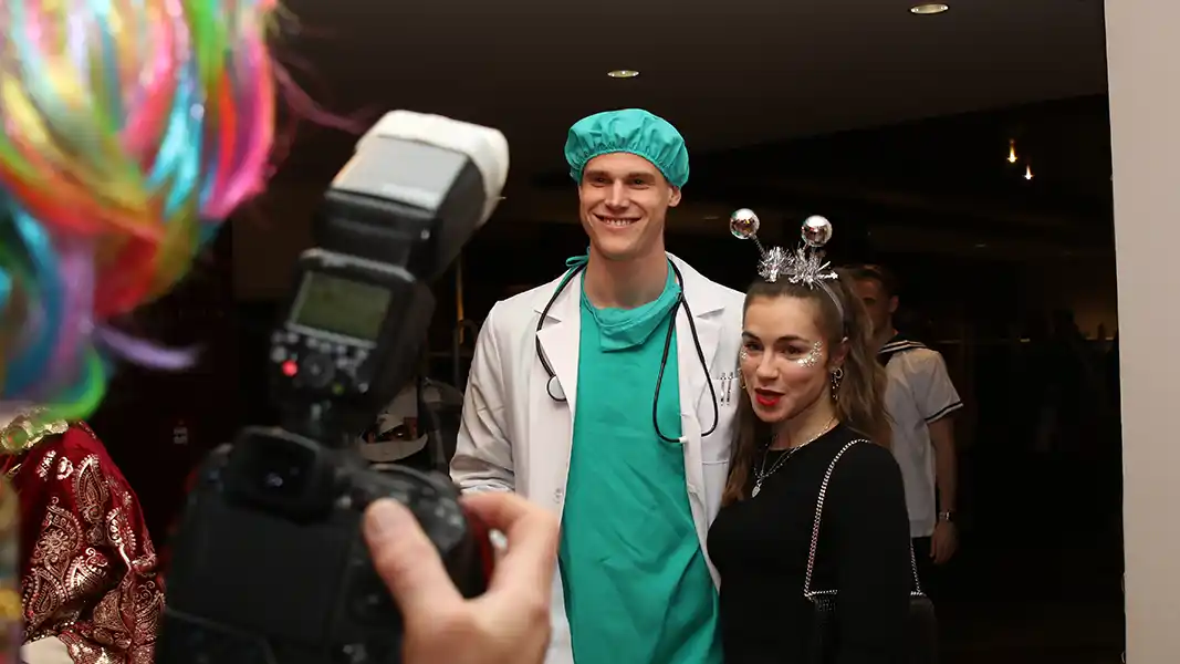 Steffen Tigges und Partnerin. (Foto: GEISSBLOG)