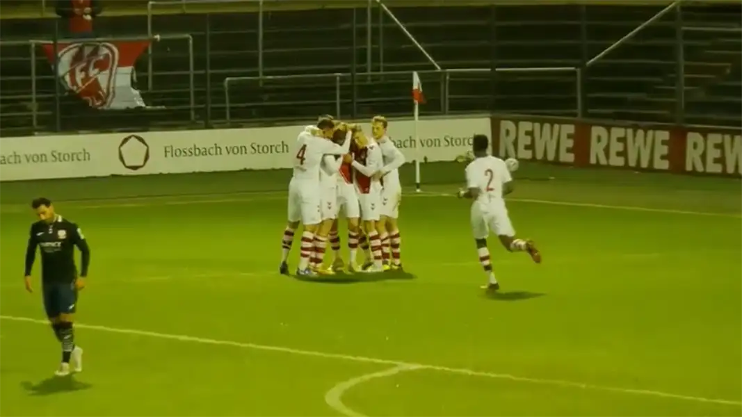 Jubel nach dem 1:0 durch Lukas Nottbeck: Der U21 des 1. FC Köln ist ein wichtiger Sieg gelungen. (Foto: Screenshot Sporttotal)
