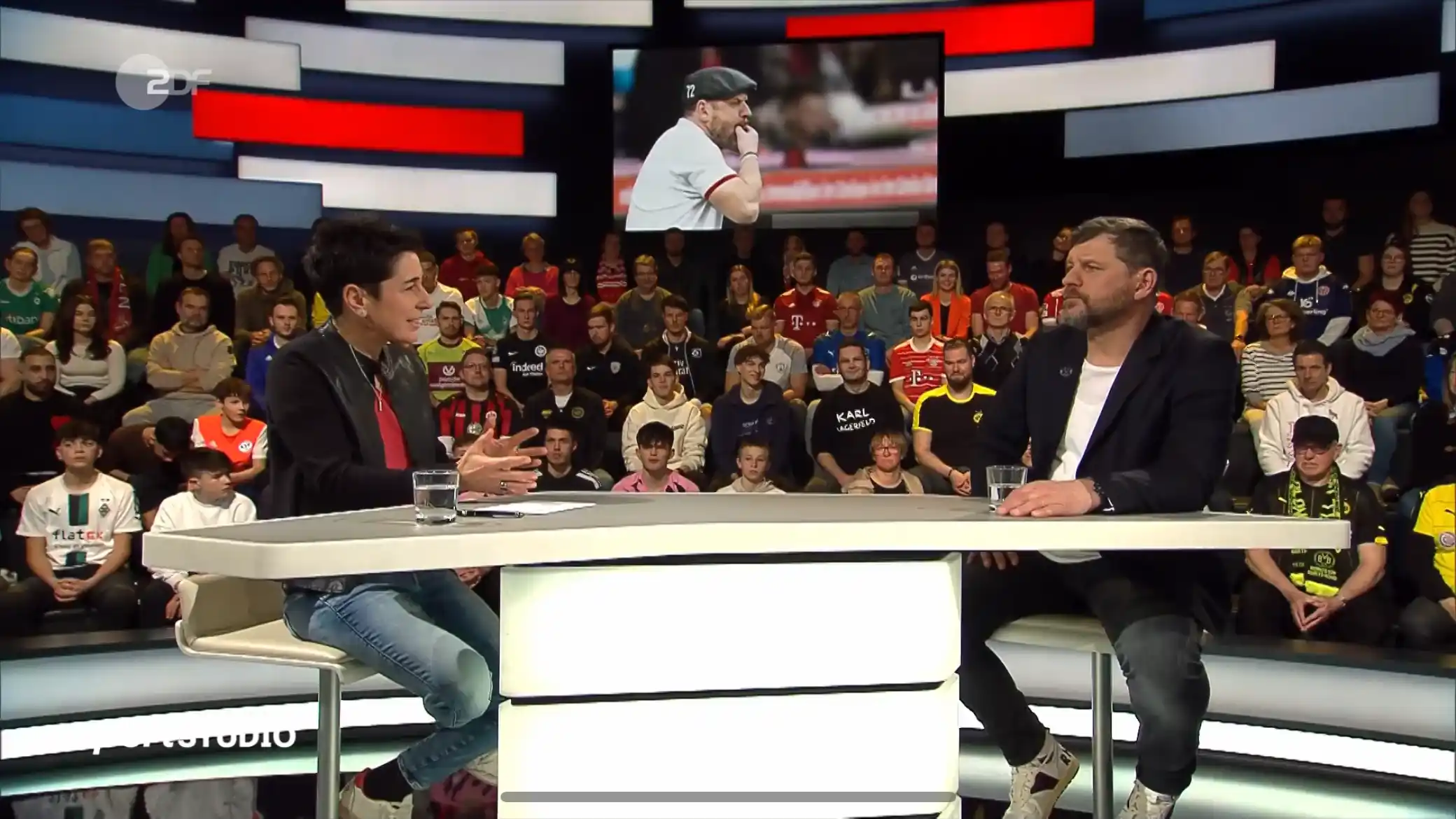 Steffen Baumgart im Gespräch mit Sportstudio-Moderatorin Dunja Hayali. (Foto: Screenshot ZDF)