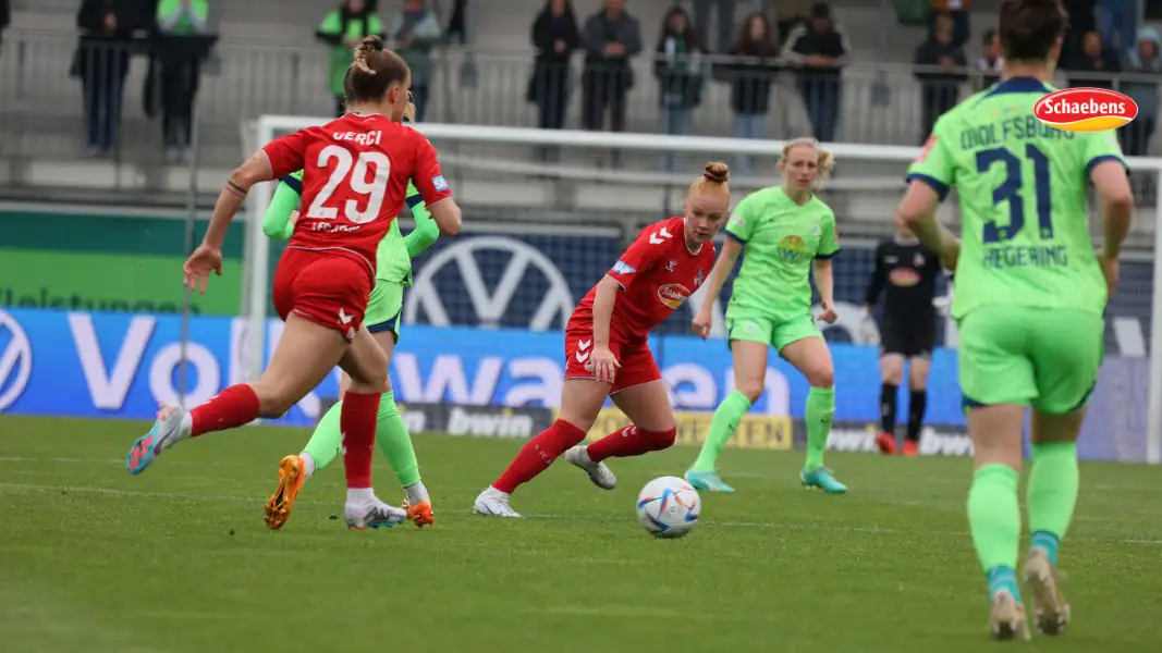 Selina Cerci und Laura Vogt haben mit den FC-Frauen in Wolfsburg verloren. (Foto: Eichinger)