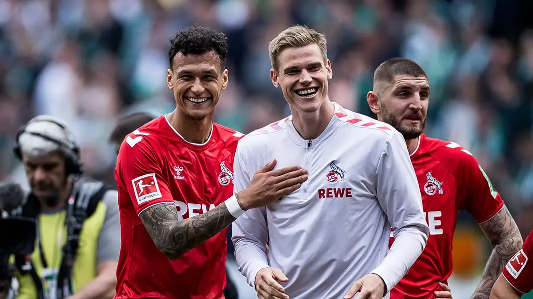 Davie Selke freut sich mit: Steffen Tigges hat gegen Bremen zum ersten Mal seit Januar getroffen. (Foto: IMAGO / Beautiful Sports)