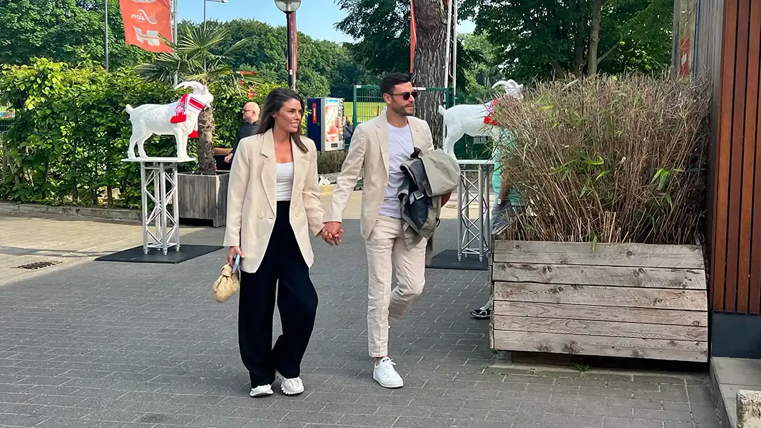 Jonas Hector mit Frau Annika. (Foto: GEISSBLOG)