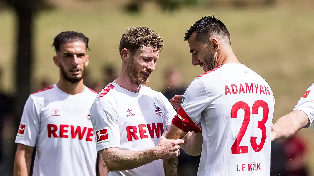 Florian Kainz machte Sargis Adamyan gegen Aue nach dem Wechsel zum Kapitän. (Foto: IMAGO / Beautiful Sports)
