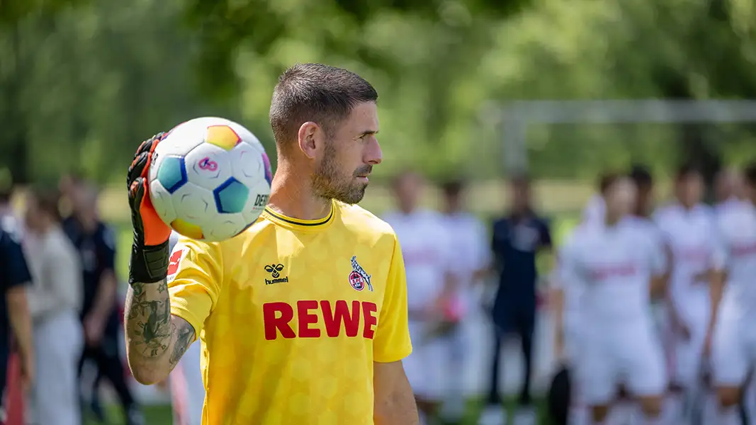 Philipp Pentke geht als Nummer zwei beim 1. FC Köln in die Saison. (Foto: IMAGO / Nordphoto)