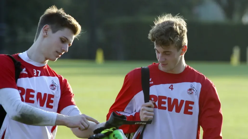 Einst gemeinsam beim 1. FC Köln und jetzt vereinslos: Daniel Mesenhöler (l.) und Lukas Klünter im Jahr 2015. (Foto: Bopp)