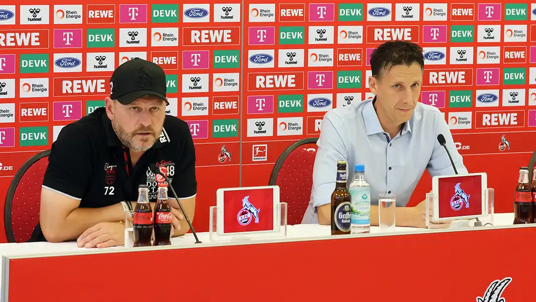 Steffen Baumgart und Christian Keller auf der Pressekonferenz. (Foto: Bucco)