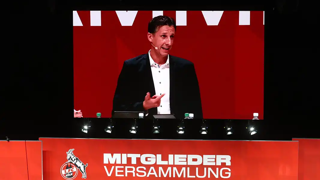 Christian Keller auf der Mitgliederversammlung des 1. FC Köln. (Foto: Bucco)