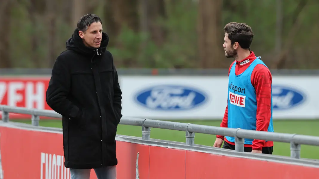 Jonas Hector und FC-Sportchef Keller im April. (Foto: Bucco)