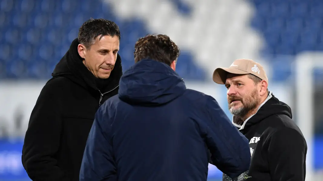 Christian Keller und Steffen Baumgart vor dem Spiel in Darmstadt. (Foto: IMAGO / Treese)