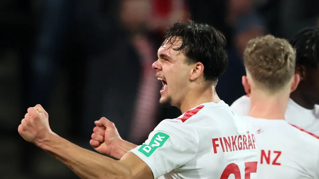 Sein erster Heimsieg mit dem 1. FC Köln: Max Finkgräfe jubelt. (Foto: Bucco)