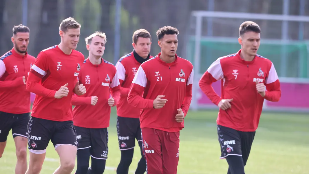 DFB-Coach beim FC-Training – Uth dreht weiter Runden