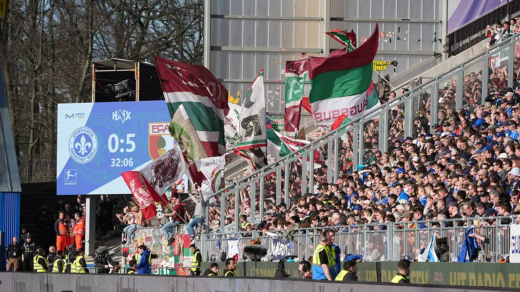 Der SV Darmstadt 98 hat gegen den FC Augsburg ein Debakel erlebt. (Foto: IMAGO / Schüler)