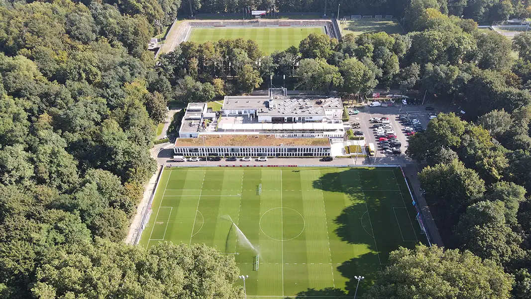 Das Geißbockheim des 1. FC Köln im Grüngürtel. (Foto: Bopp)