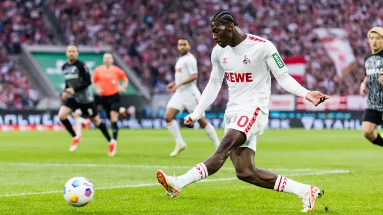 Faride Alidou gegen den SC Freiburg. (Foto: IMAGO / Beautiful Sports)