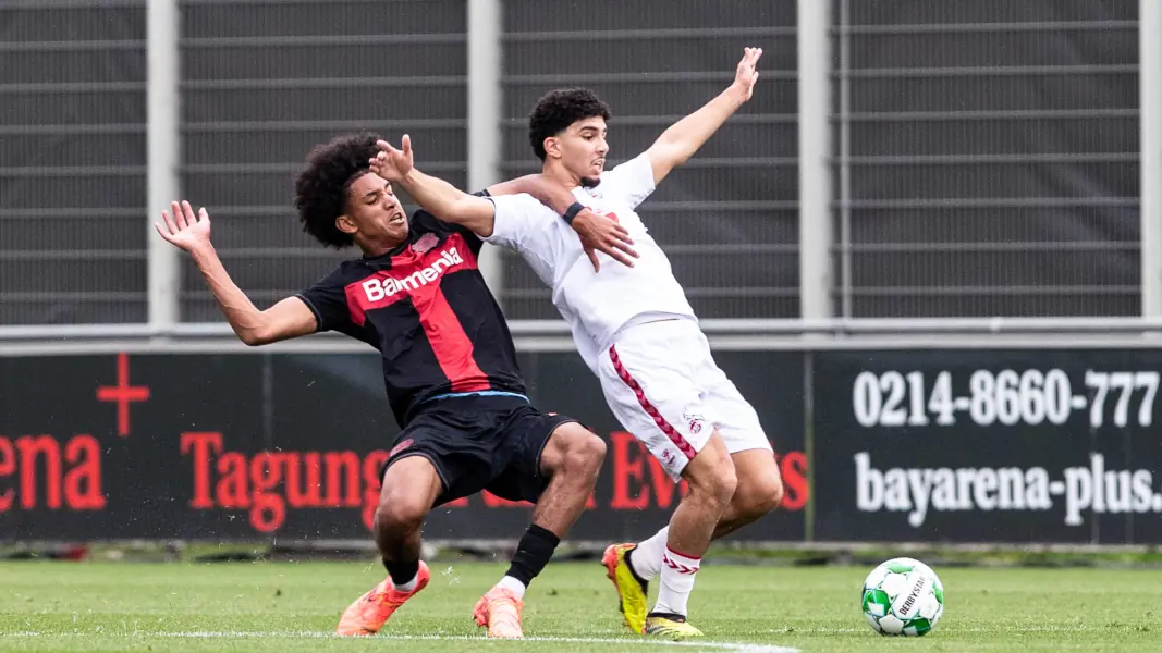 Die U19 um Fayssal Harchaoui triumphierte am Mittwoch im Mittelrheinpokal-Finale in Leverkusen. (Foto: IMAGO / Beautiful Sports)