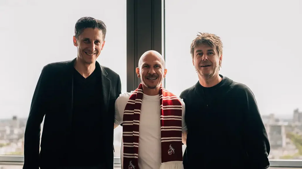 Christian Keller mit Gerhard Struber und dessen Berater Thomas Böhm. (Foto: 1. FC Köln)