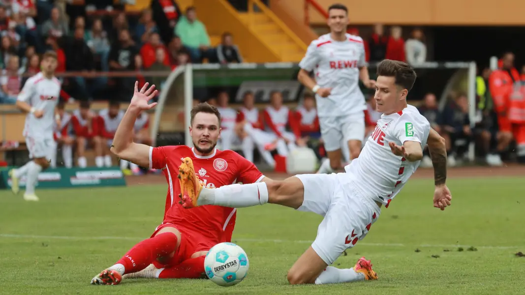 Denis Huseinbasic bei seinem Testspiel-Tor in Siegen. (Foto: Bucco)