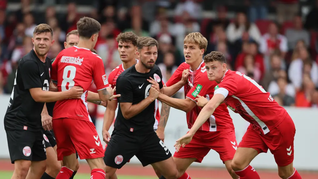 Eric Martel, Timo Hübers und Denis Huseinbasic zählten zu den FC-Profis, die gegen Offenbach länger als eine Halbzeit auf dem Platz standen. (Foto: Bucco)