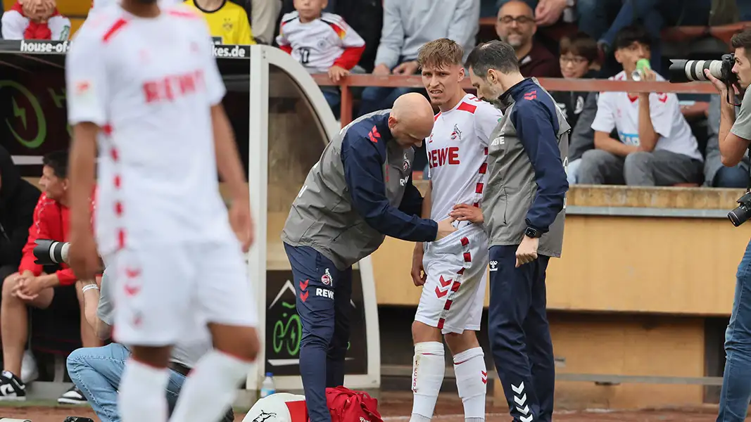 Maxi Schmid hat am Freitag gegen Siegen einen Schlag abbekommen. (Foto: Bucco)