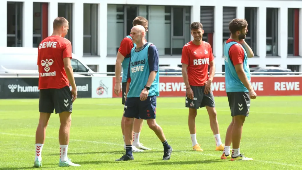 Thomas Hickersberger beim Standard-Training. (Foto: GEISSBLOG)