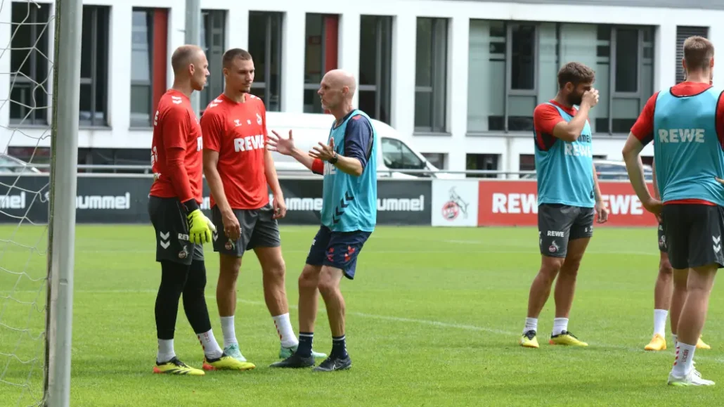 Thomas Hickersberger beim Standard-Training. (Foto: GEISSBLOG)