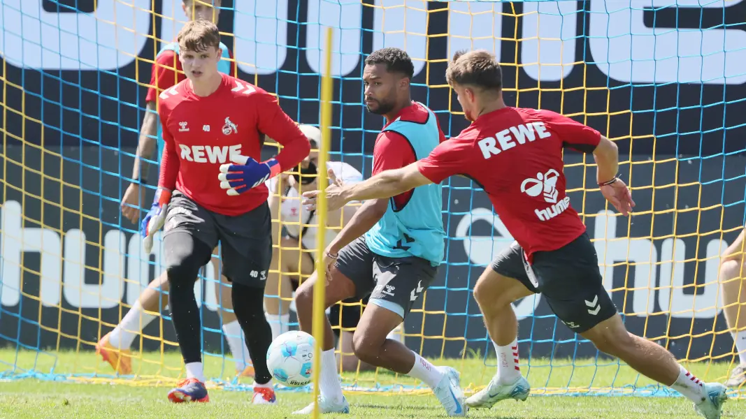 Linton Maina (M.) könnte in Elversberg beginnen. (Foto: Bucco)