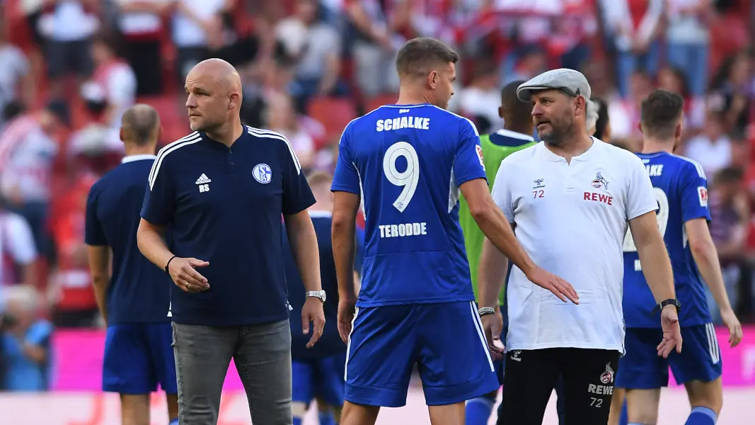 Statt gemeinsam beim 1. FC Köln: Simon Terodde und Steffen Baumgart trafen 2022 als Gegner aufeinander. (Foto: IMAGO / Revierfoto)