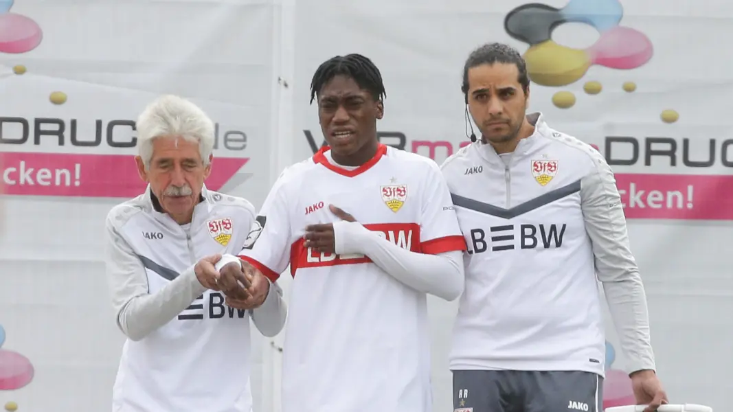 Justin Diehl wurde bei der zweiten Mannschaft des VfB Stuttgart frühzeitig verletzt ausgewechselt. (Foto: IMAGO / Pressefoto Baumann)