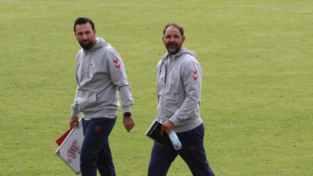 U19-Trainer Stefan Ruthenbeck mit Assistent Ahmet Kücükoglu. (Foto: GEISSBLOG)