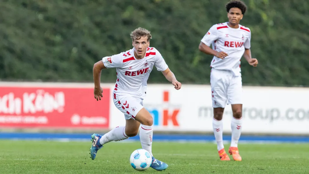 Die FC-Youngsters Meiko Wäschenbach und Neo Telle beim Turnier in Bonn. (Foto: MAGO / Beautiful Sports)