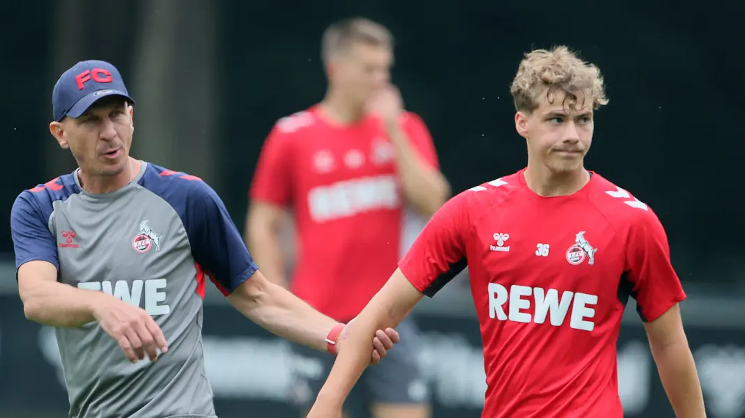 Meiko Wäschenbach mit FC-Trainer Gerhard Struber. (Foto: Bucco)