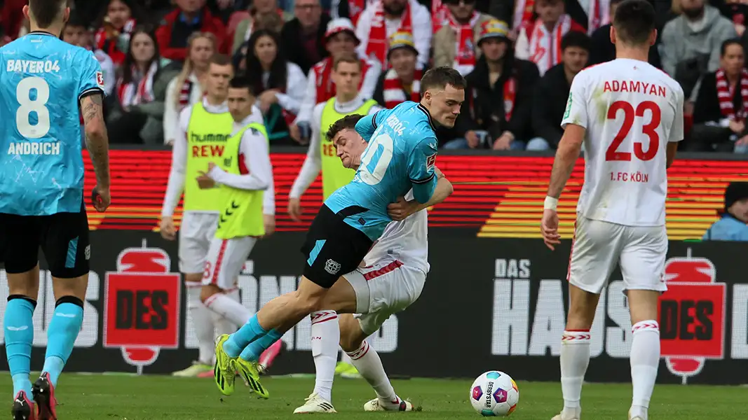 Florian Wirtz im Zweikampf mit Eric Martel.(Foto: Bucco)