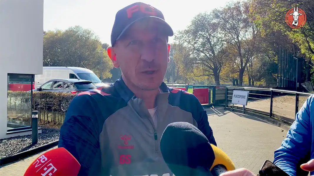 Gerhard Struber am Donnerstag bei der Mixed Zone. (Foto: GEISSBLOG)