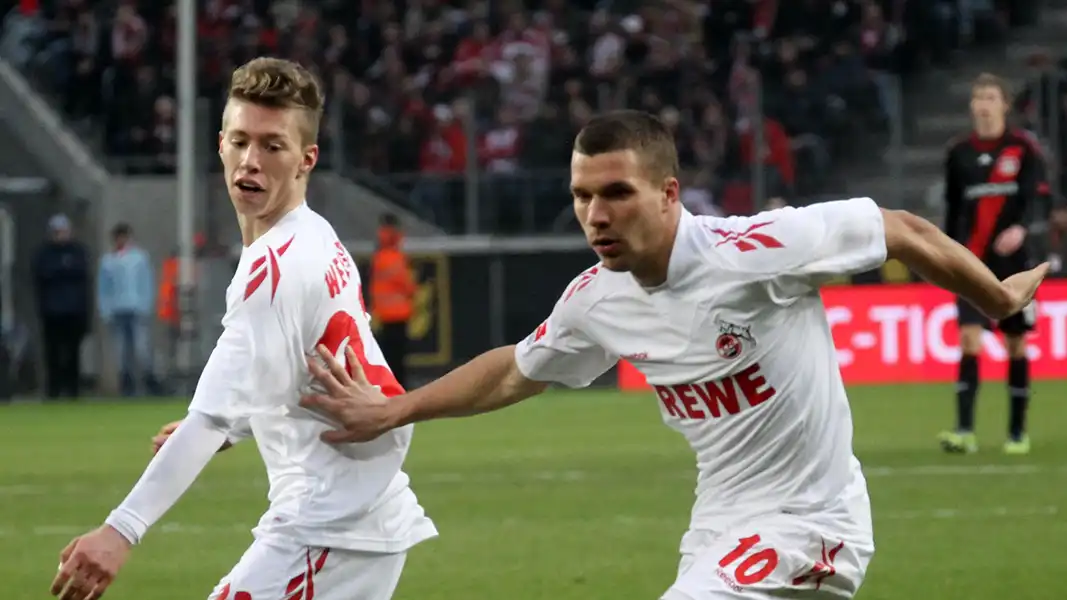 Mitchell Weiser und Lukas Podolski am 25. Februar 2012 gemeinsam für den FC gegen Leverkusen im Einsatz. (Foto: Ligafoto)